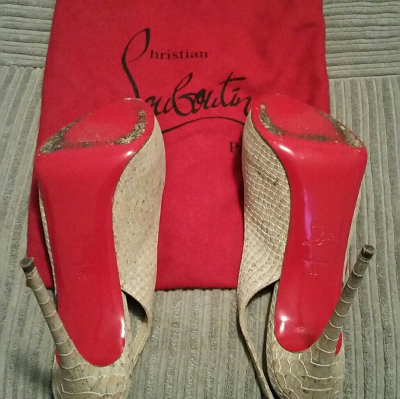 Authentic Christian louboutin Python Sling backs. Great condition - Picture 6 of 6
