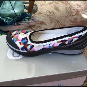 B Zees slip on shoes