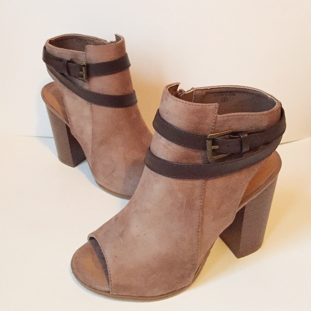 Last Pair (5.5)Taupe Peep Toe Buckle Booties - Picture 2 of 5