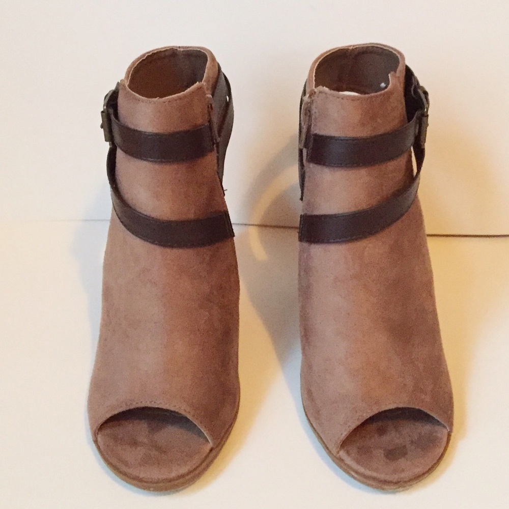 Last Pair (5.5)Taupe Peep Toe Buckle Booties - Picture 4 of 5