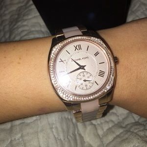 BRAND NEW NEVER WORN ROSE GOLD