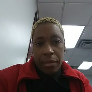 Meet your Posher, Tranice