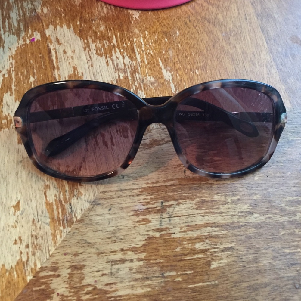 Fossil sunglasses