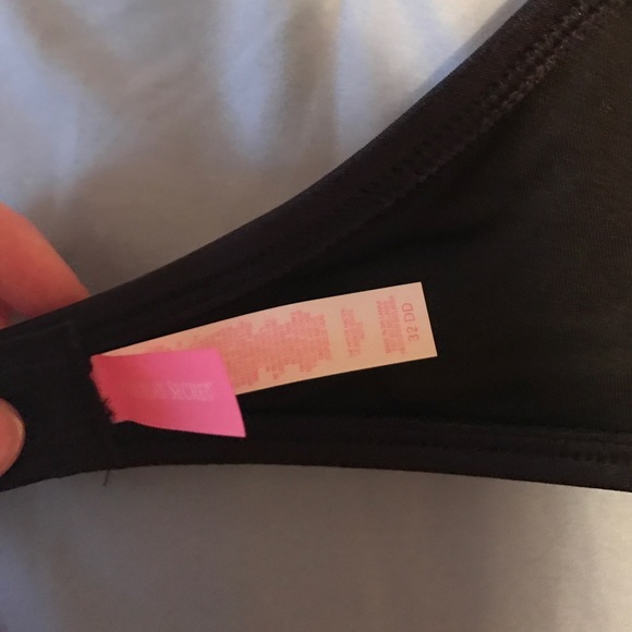 Victoria Secret swim top - Picture 2 of 4