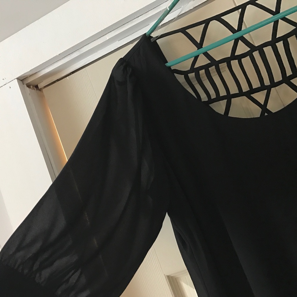 LBD - Picture 3 of 5