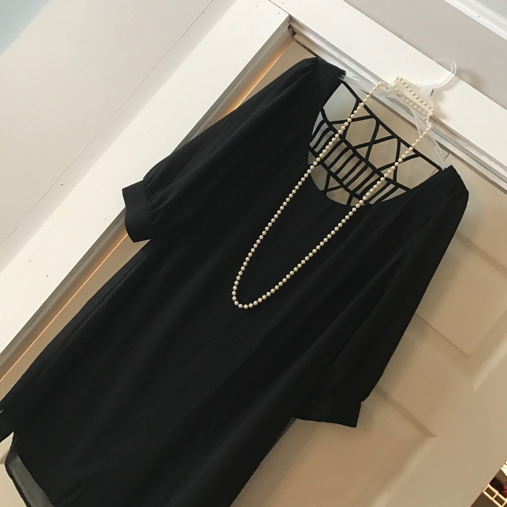 LBD - Picture 5 of 5