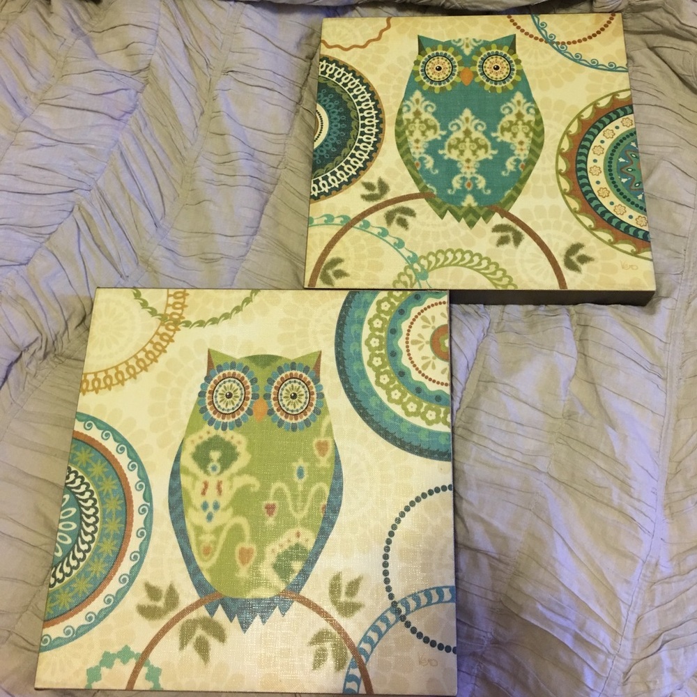 owl wall decorations in perfect condition