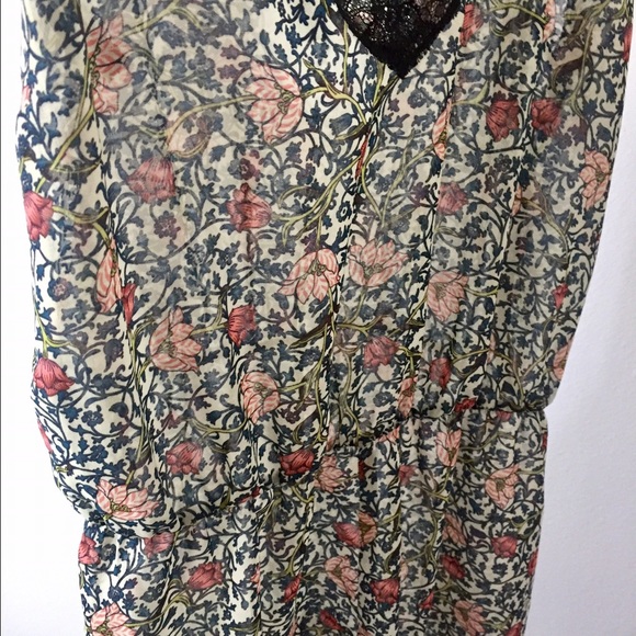 Only Hearts sheer floral romper - M - Picture 2 of 5