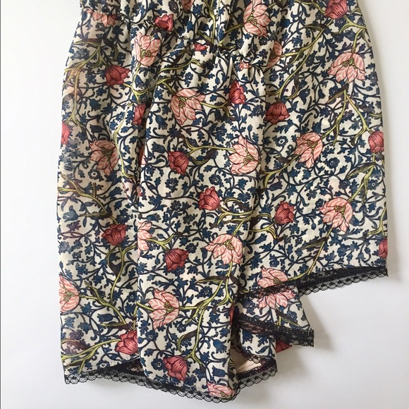 Only Hearts sheer floral romper - M - Picture 3 of 5