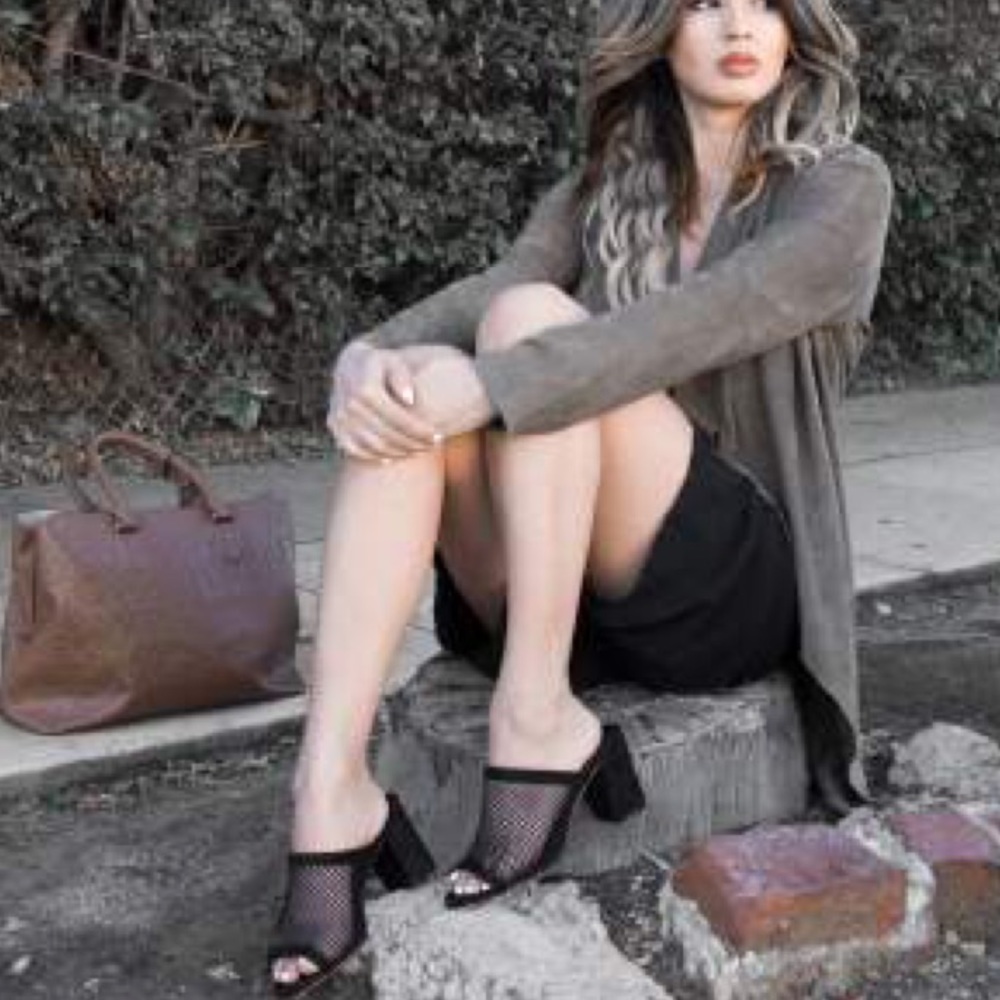 Final Sale! Tara Black Vegan Mesh Caged Mules - Picture 5 of 8