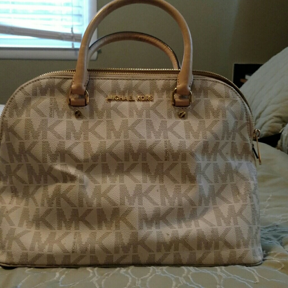 Authentic Michael kors purse  w/lightening bolt
