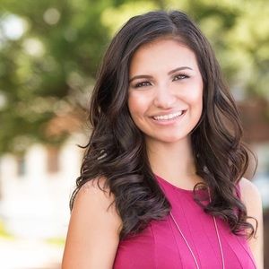 Meet your Posher, Yelda