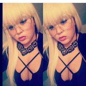 Meet your Posher, Patsy