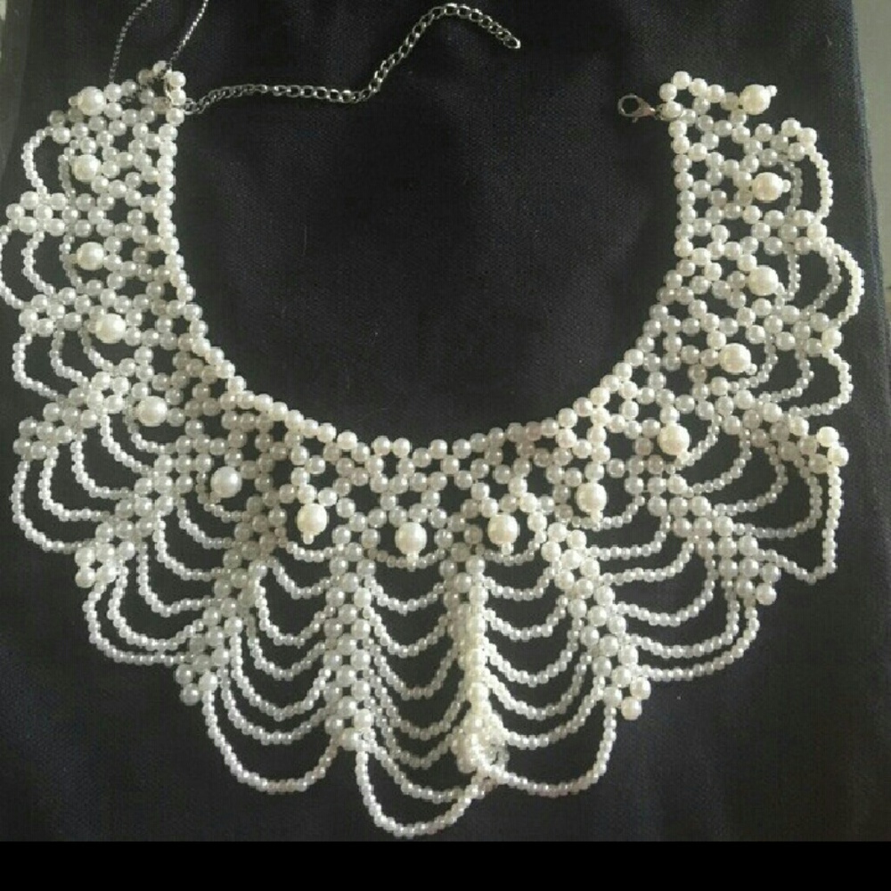 ๐๐GIFTED๐๐ Handmade White Pearl Necklace - Picture 1 of 3