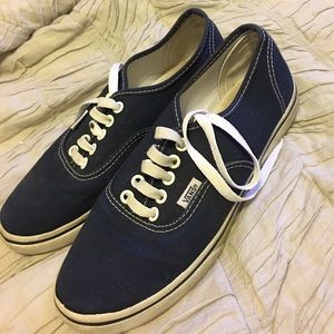 NAVY BLUE VANS