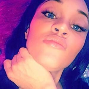 Meet your Posher, Antoinette