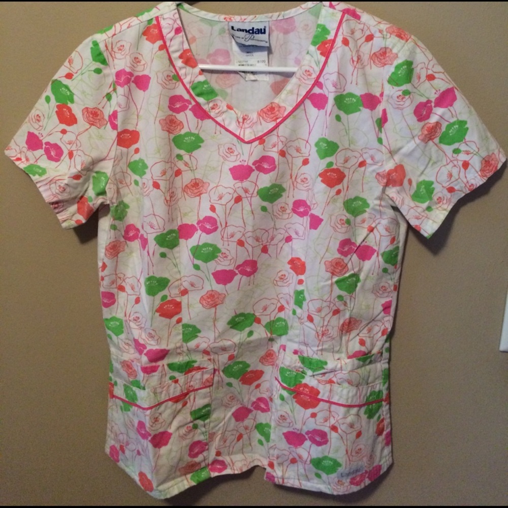 Landau Nursing size small scrub top