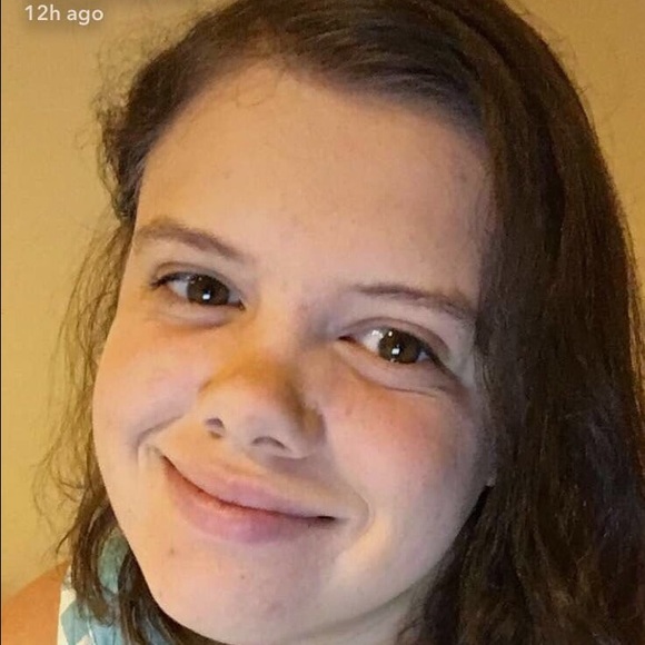 Meet your Posher!!! - Picture 4 of 7