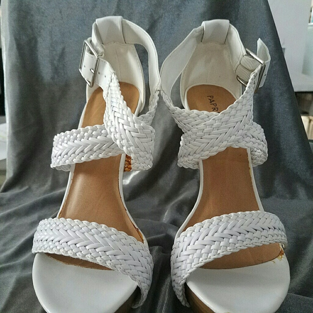 Ladies size 9 white stilletto sandals