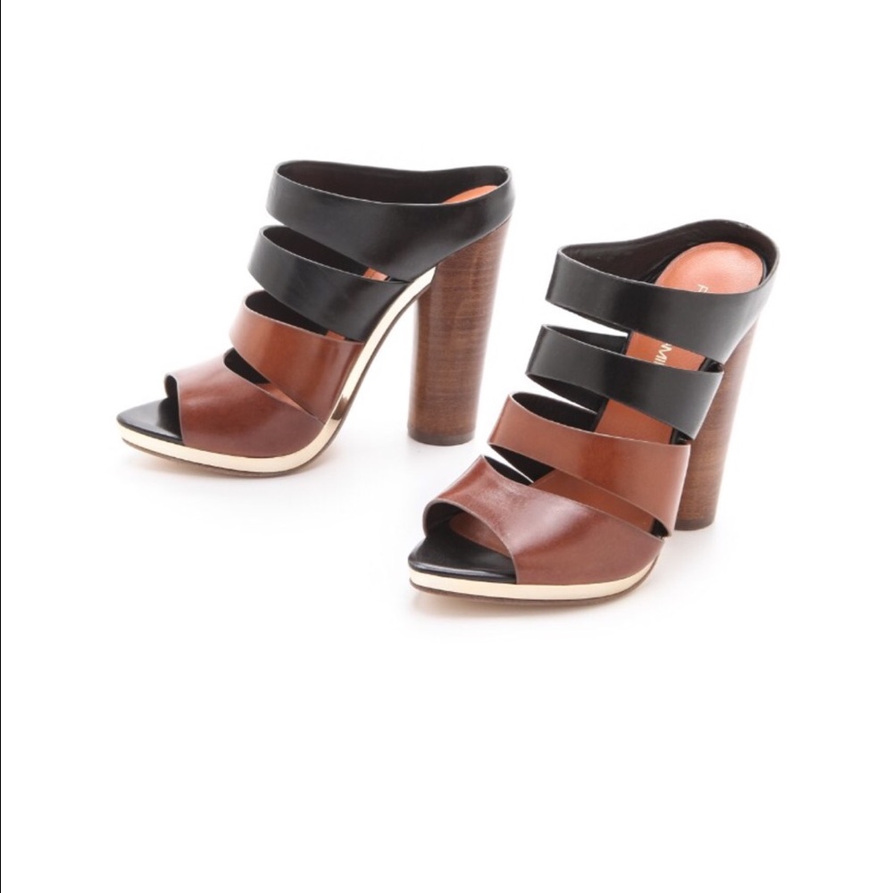 Rebecca Minkoff Rae Slip on Sandals. Orig 350!
