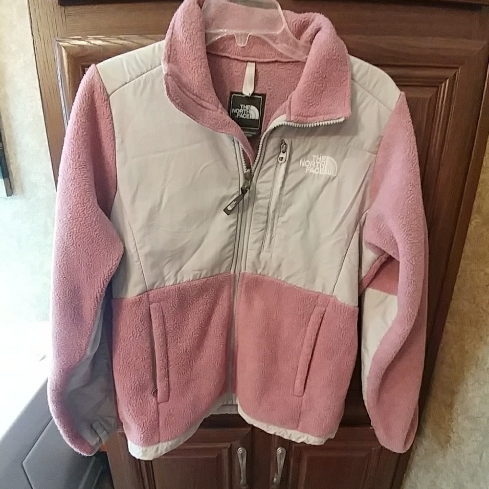 Women's North Face Jacket.