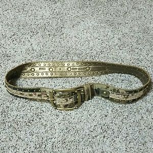 Cute camo/bling belt Size medium