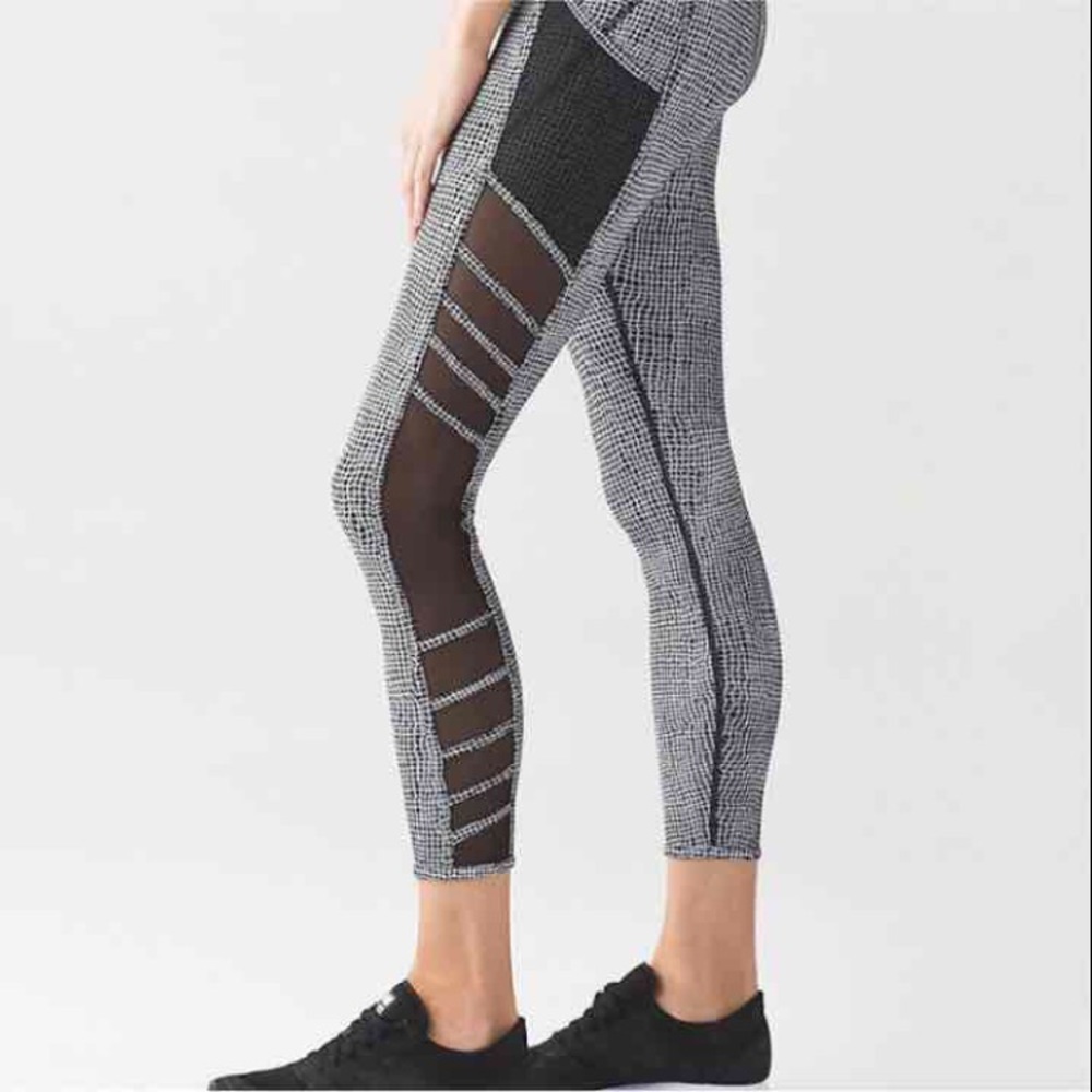 RESERVED Lululemon mesh tights