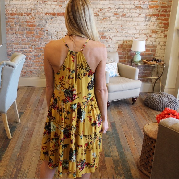 ✨LAST ONE✨Mustard floral dress - Picture 4 of 4