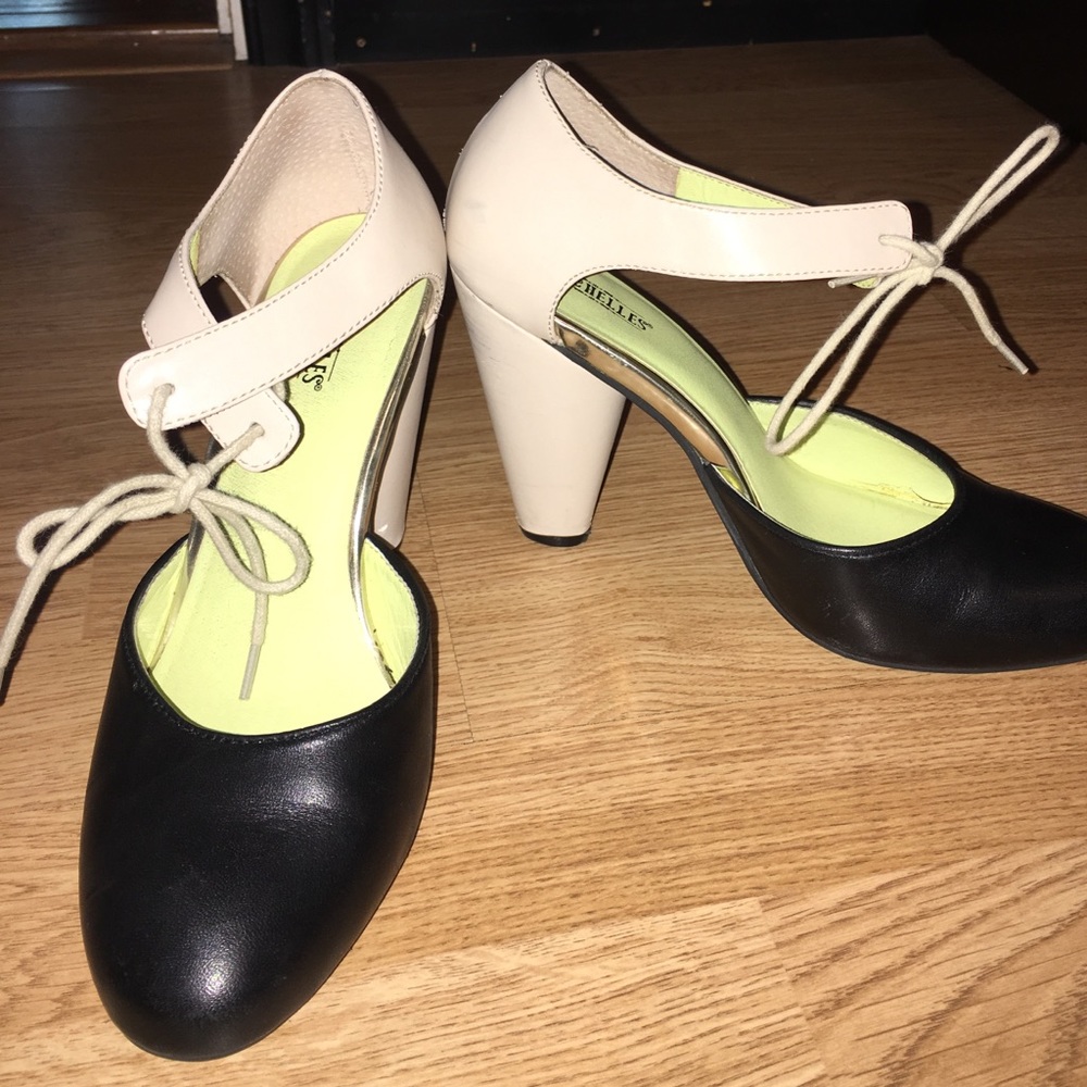 2 toned heels