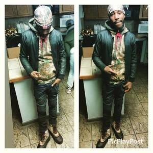 Meet your Posher, Buddy