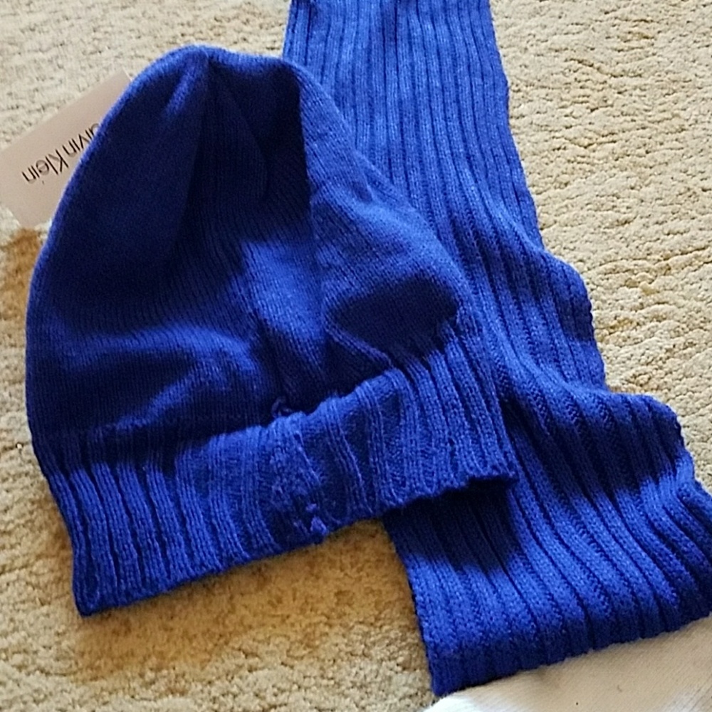 CALVIN KLEIN hat & scarf set