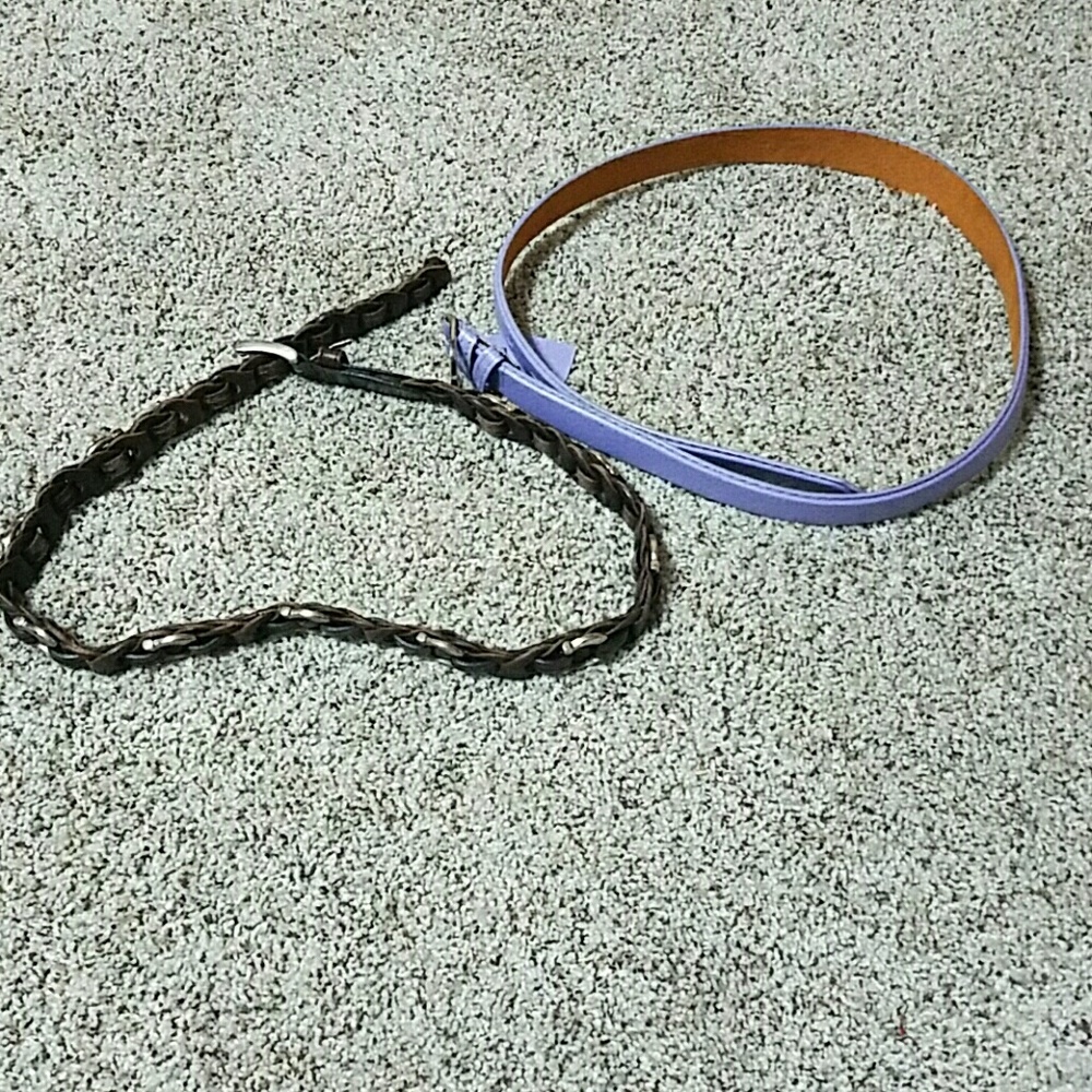 Belt lot.. size small / medium