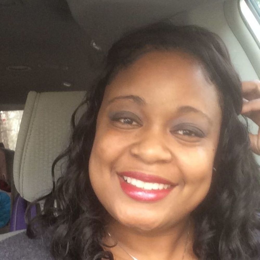 Meet your Posher, Manita