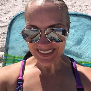 Meet your Posher, Evey