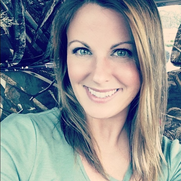 Meet your Posher, Jaime - Picture 1 of 1