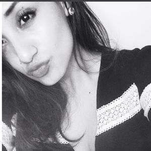 Meet your Posher, Cecilia