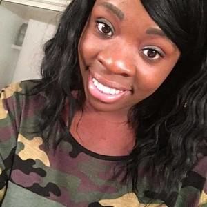 Meet your Posher, Ralyn