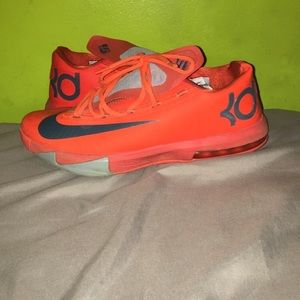 Kd 6 NYC, high quality, good for basketball.