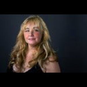 Meet your Posher, Anna-maria