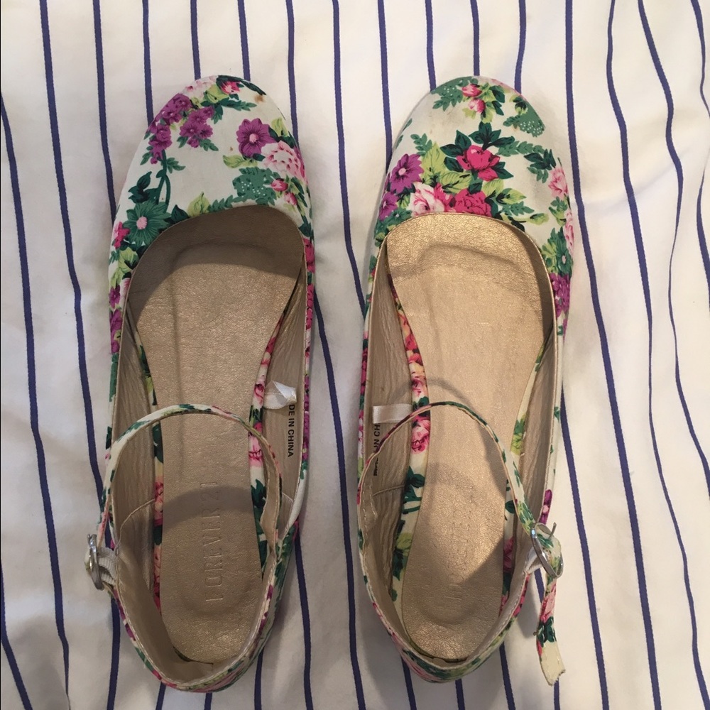 Floral flats size 7