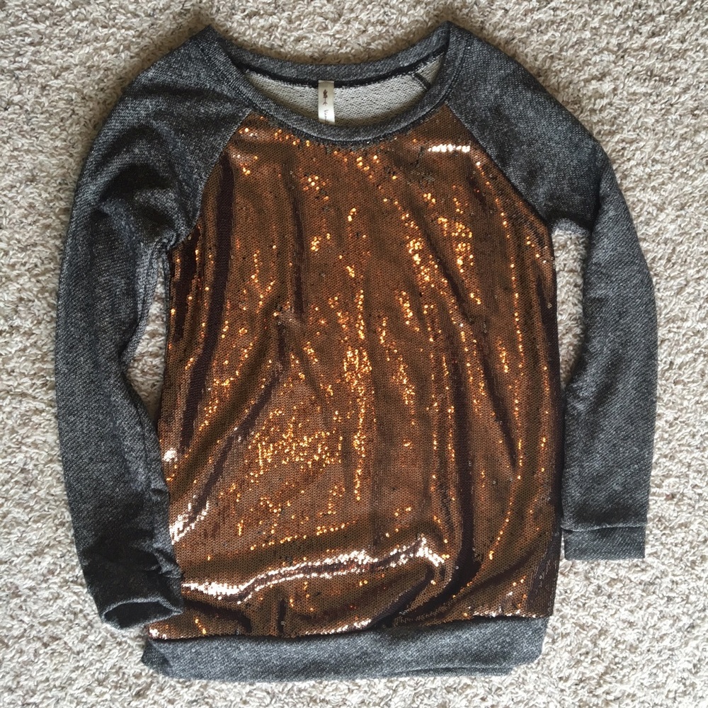 NEVER WORN Cooper sequin light-weight sweatshirt