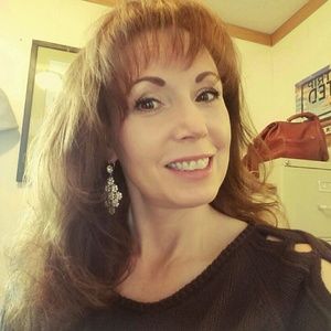 Meet your Posher, Christy