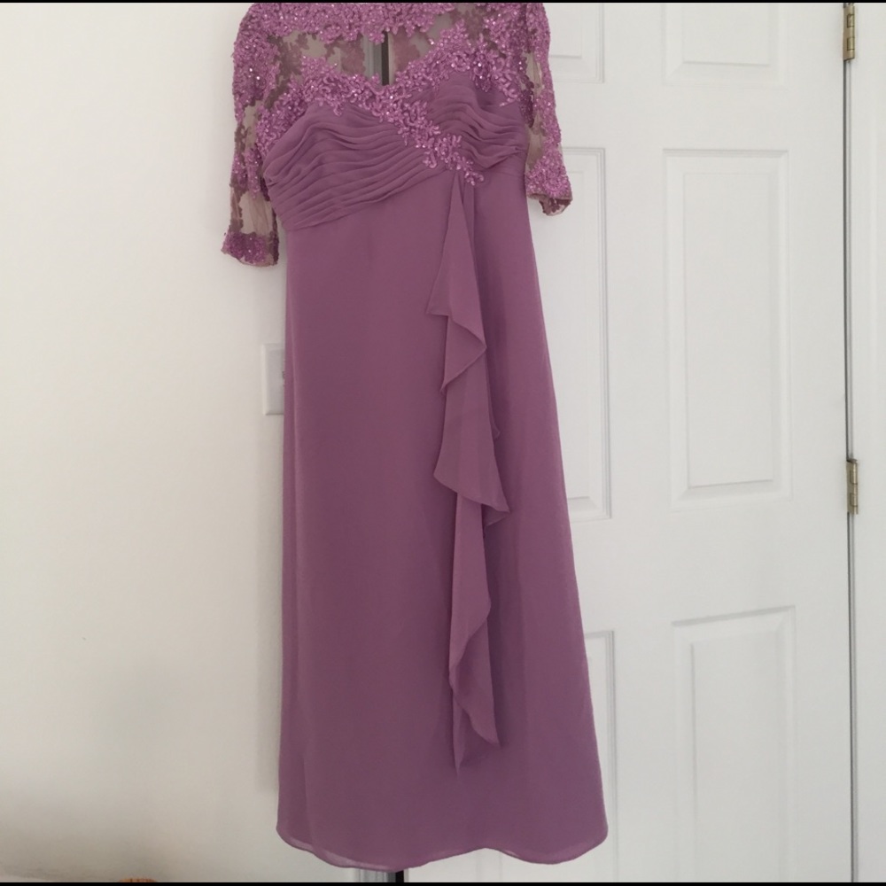 Women Alfred Angelo gown Cameo/marine