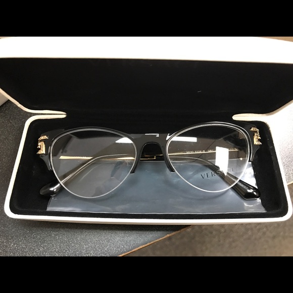 Eyeglasses(no perscription)