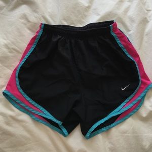 Nike Tempo Running Shorts XS Black With Pink Blue