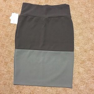 NWT LulaRoe Cassie Large