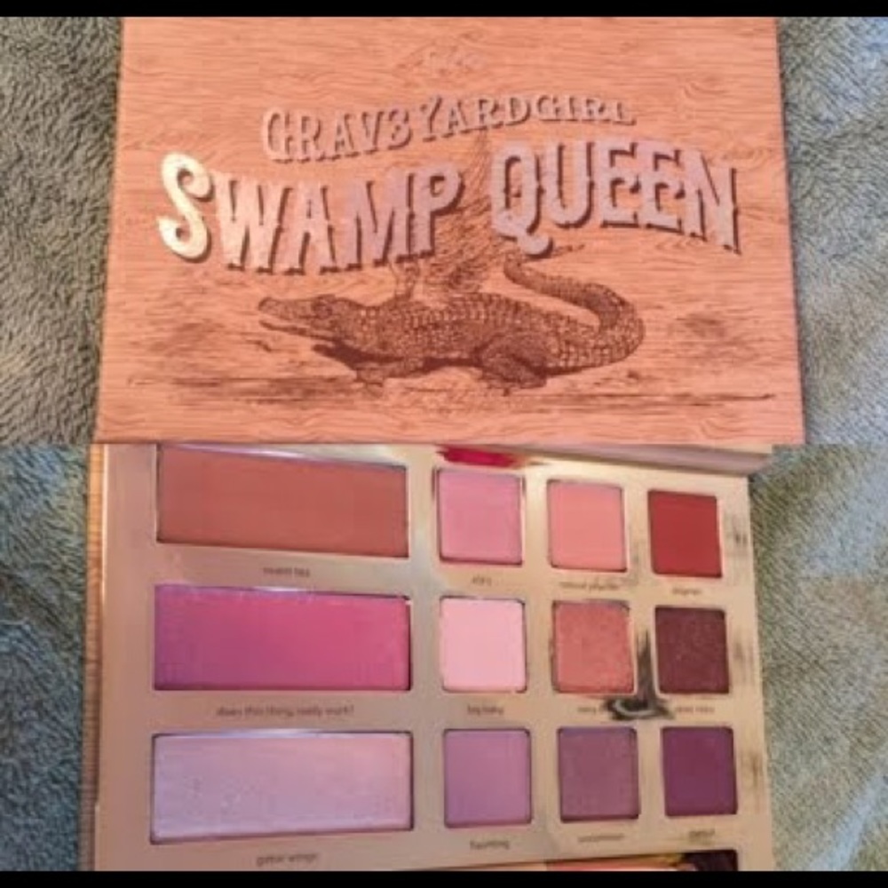Swamp queen makeup palette