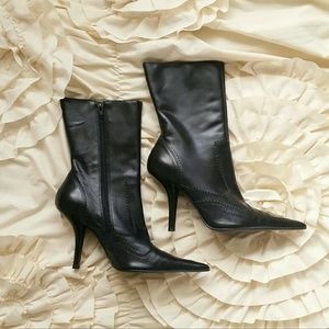 NWOT Steve Madden Lindzie Leather Pointed Boots