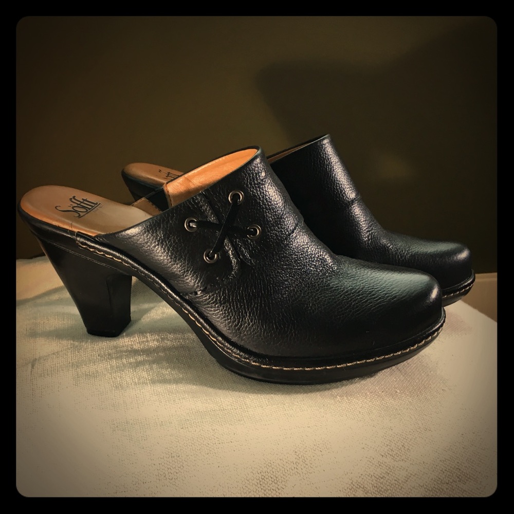 Sofft Black Leather Mules