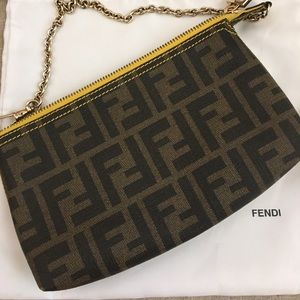 fendi zucca chain pochette